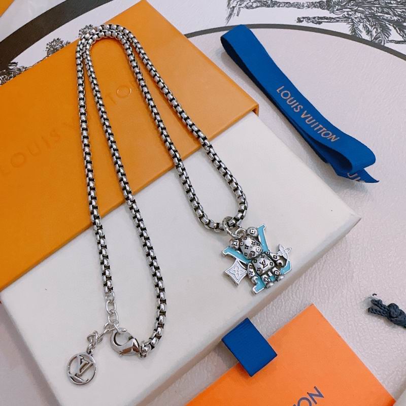 Lv Necklace 02yxs17